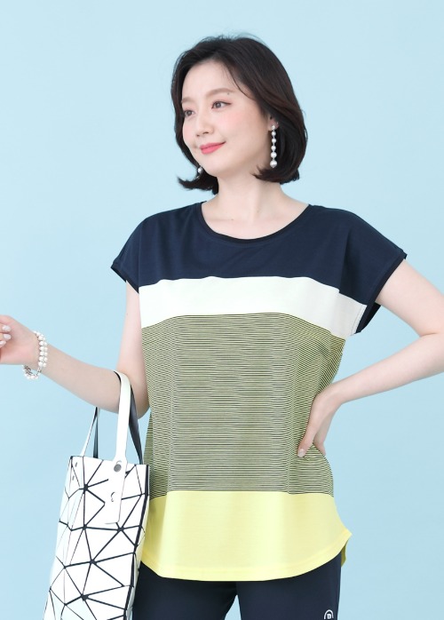 애비뉴투지 엄마옷 투톤 스트라이프 실켓 면 루즈핏 여름 라운드 티셔츠 A06152 50대 60대 중년여성의류