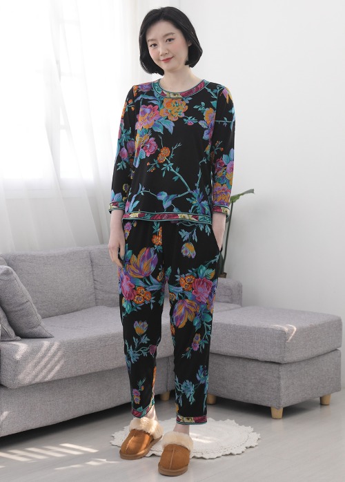 애비뉴투지 엄마옷 레오 라운지룩 여성 봄 가을 긴팔 티셔츠 통바지 세트 홈웨어 잠옷 파자마 H02214