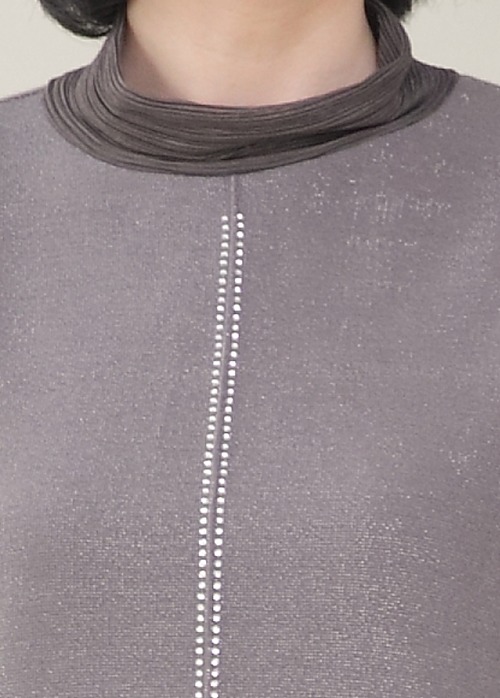 애비뉴투지 엄마옷 부드러운 빤짝이 반목 주름 보석 여성 봄 가을 겨울 긴팔 티셔츠 A02432