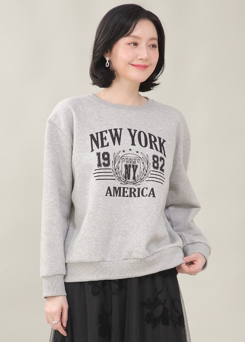 애비뉴투지 엄마옷 뉴욕 프린트 기모 맨투맨 라운드 여성 가을 겨울 긴팔 티셔츠 A02446