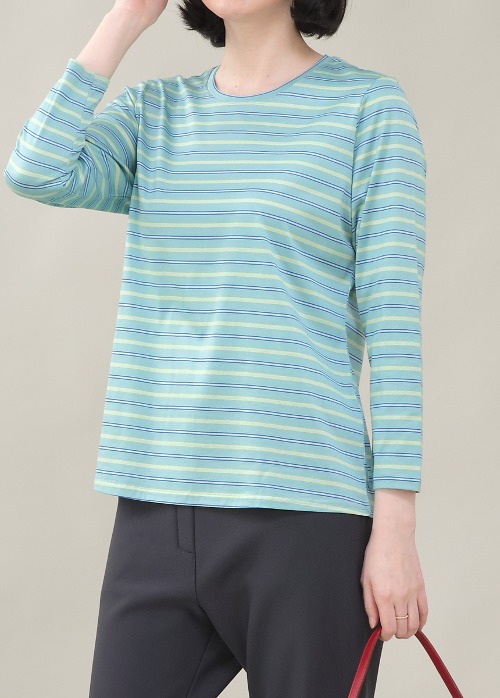 애비뉴투지 엄마옷 실켓면 스트라이프 줄무늬 라운드 긴팔 여성 봄 가을 티셔츠 A02440